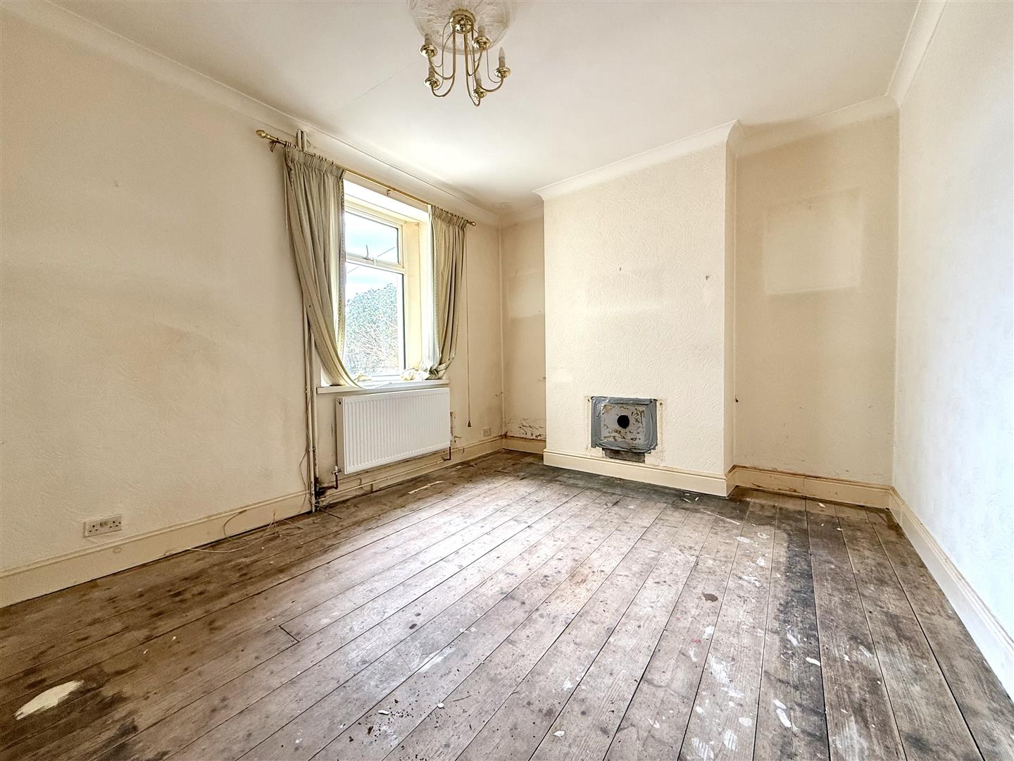 Coedsaeson Crescent, Sketty, Swansea, SA2 9DG